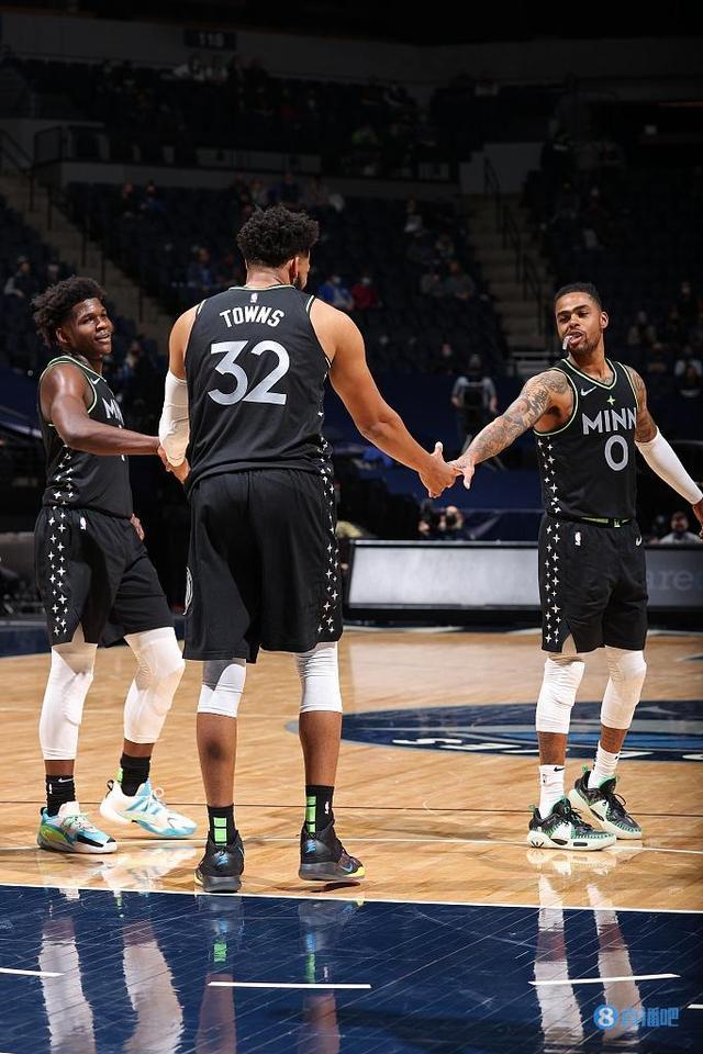 的比赛中 的比赛中