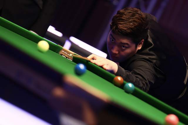 20岁出头 20岁出头