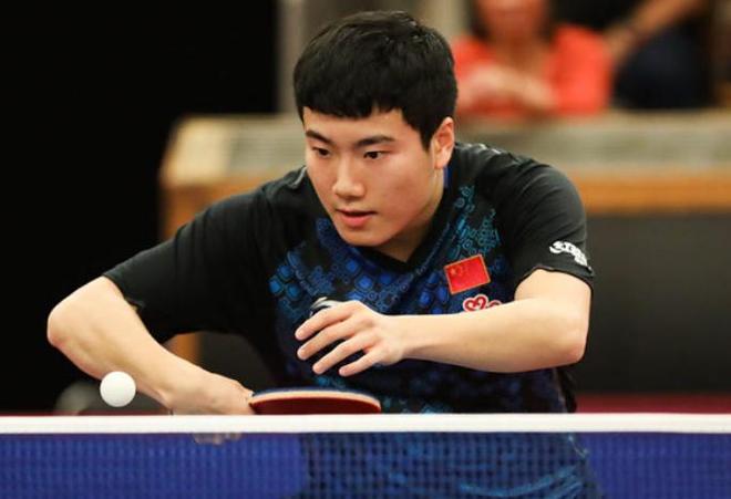 防守严密的 防守严密的