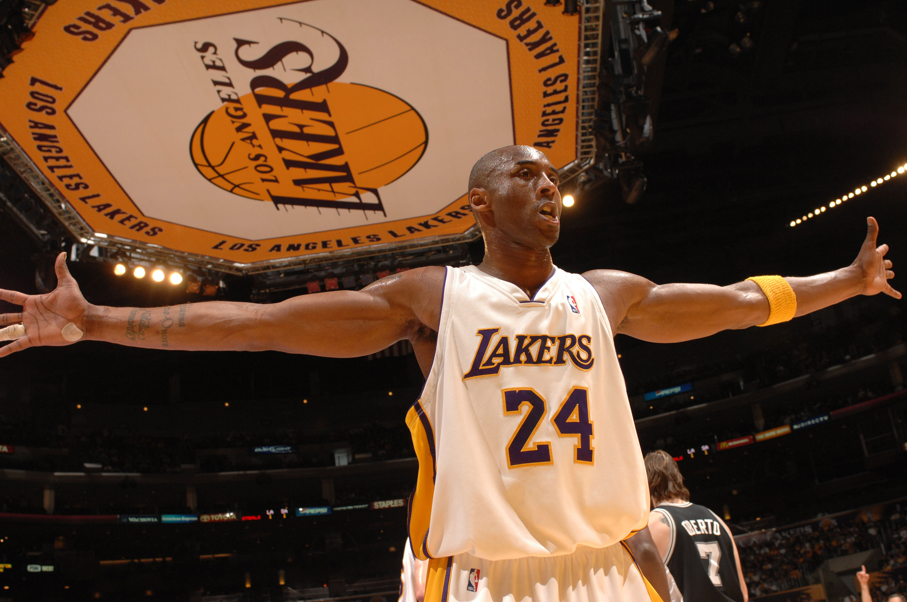 完全依靠本 完全依靠本